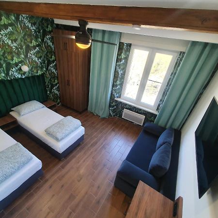 Luxurio Rooms With Baths Livorno Bagian luar foto