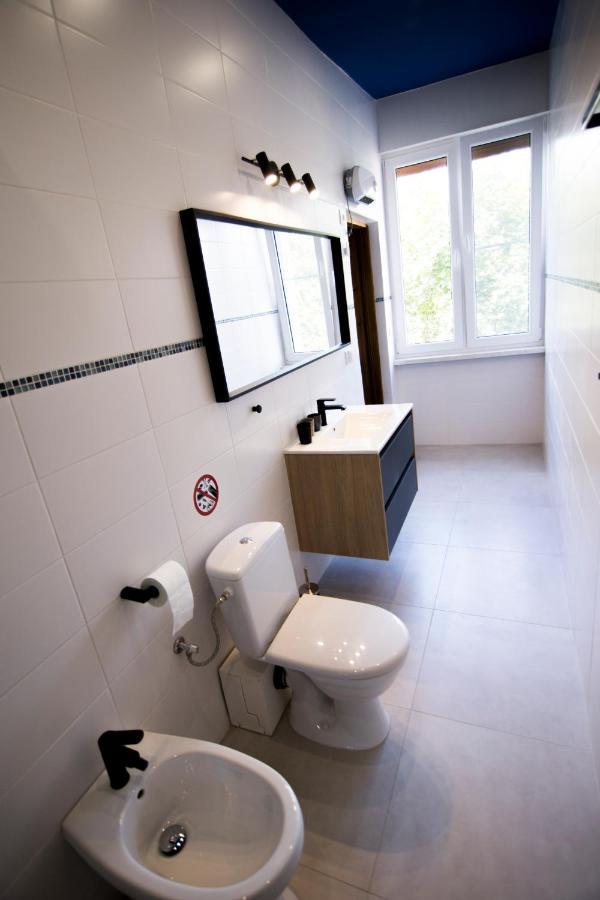 Luxurio Rooms With Baths Livorno Bagian luar foto